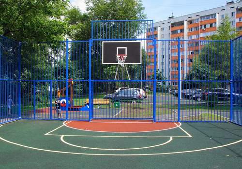 Забор Protect для баскетбольной площадки во Верхней Пышме